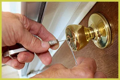 Miami Quickly Locksmith Miami, FL 305-908-3105 - 2-lockout