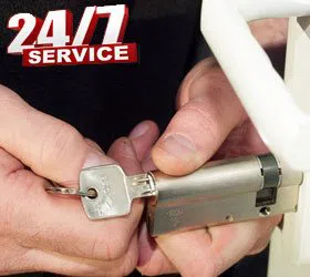 Miami Quickly Locksmith Miami, FL 305-908-3105 - eme-01
