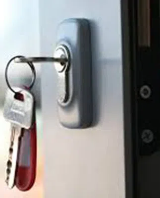 Miami Quickly Locksmith Miami, FL 305-908-3105 - sb-com-01